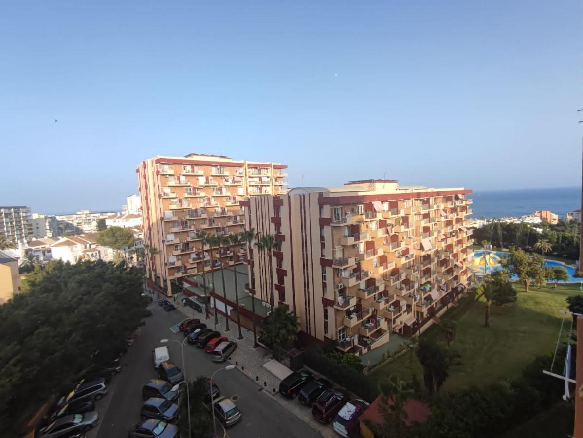 Grace Pool Apartment Benalmadena Bagian luar foto